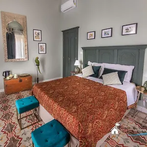  Bed and breakfast Donna Maddalena